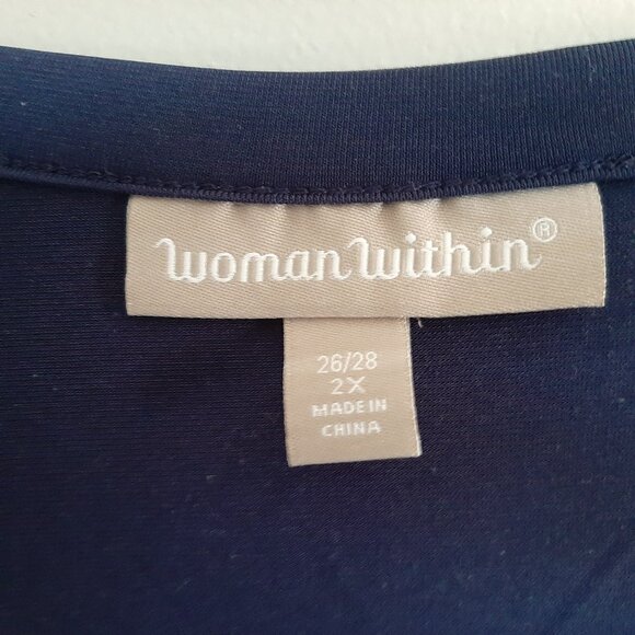 Navy long tunic top with sharkbite hem in 2x NWT - Picture 3 of 6